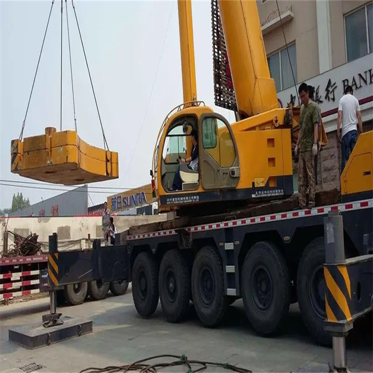 平南当地吊车出租|机器吊装|75吨|工厂搬迁服务